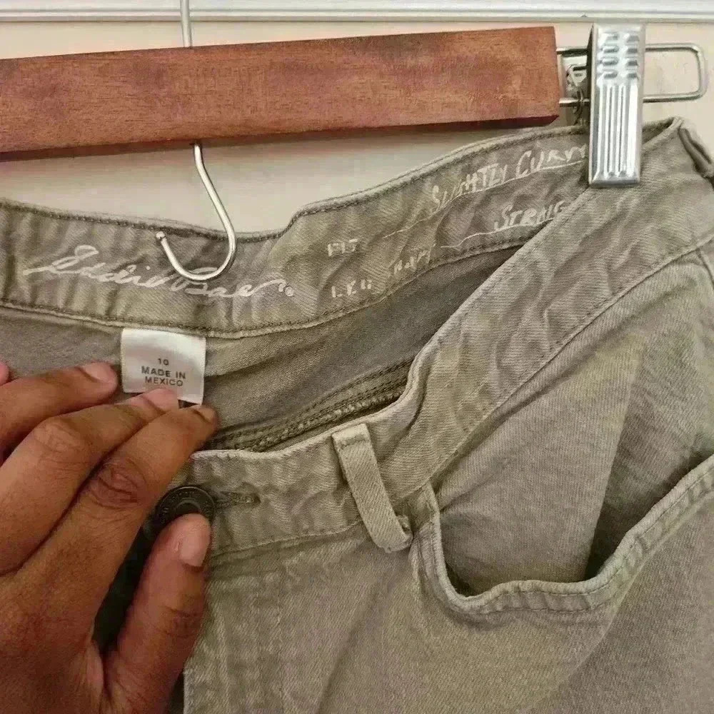 P5013 Eddie Bauer slightly curvy straight size waist 32/10 - Picture 5 of 7